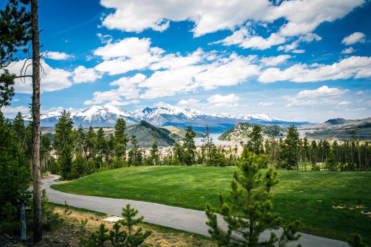 Keystone Condo On Golf Course With Mountain View Exterior photo